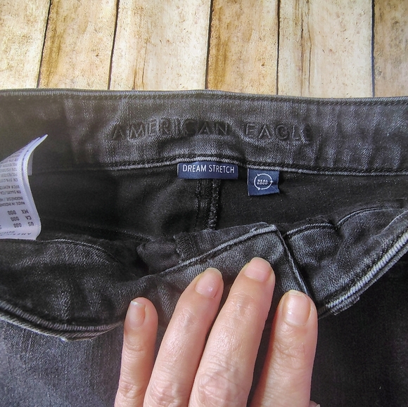 American Eagle Outfitters Black Jean Shorts - Picture 3 of 4